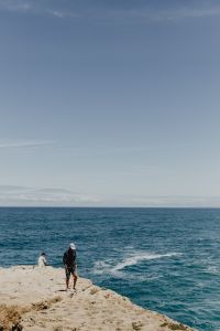 Kaboompics - Fishermen with a fishing pole, Cliff on the Western Seaboard of Algarve, Praia da Amoreira, Portugal