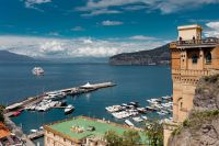 Kaboompics - Sorrento Harbor And Historic Cliffside Building