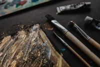 Kaboompics - Painting with Brush and Acrylic Paintings