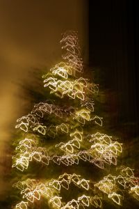 Kaboompics - Abstract Christmas Tree Bokeh with Warm Golden Light Trails