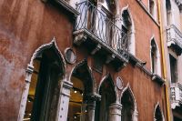 Kaboompics - Gothic Stone Arches and Ornate Facade Details in Venice