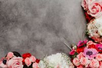 Kaboompics - Flowers flat lay