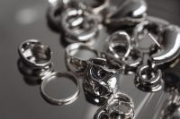 Kaboompics - Reflective Chrome Jewelry Macro