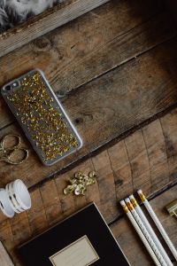 Kaboompics - Office accessories on an old wooden tray