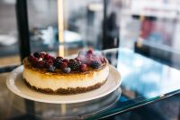 Kaboompics - Berry Cheesecake