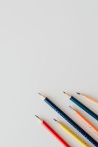 Kaboompics - Sharpened Colorful Pencils