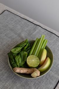 Kaboompics - Fresh Green Smoothie Ingredients in a Bowl
