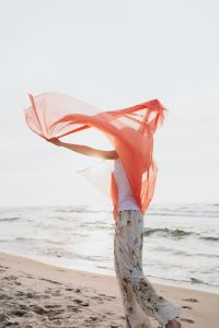 Kaboompics - Sea waves by sunset