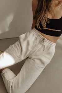 Kaboompics - Casual Neutral Athleisure with Black Crop Top