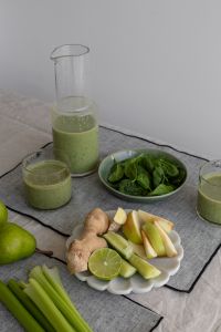 Green Smoothie Ingredients with Spinach, Celery, Lime and Ginger