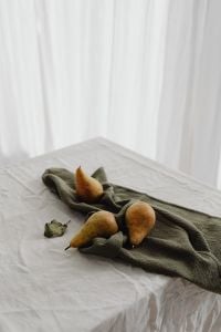 Kaboompics - Still Life With Pears