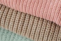 Kaboompics - Pink Ribbed Knit Texture