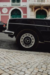 Kaboompics - An old Mercedes Benz parked in the street