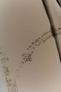 Kaboompics - Perfume Liquid Macro Beauty Texture