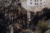 Kaboompics - Predjama castle at the cave mouth in Postojna, Slovenia