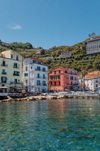Kaboompics - Colorful Sorrento Harbor Houses Along The Mediterranean