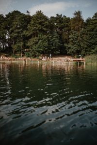 Kaboompics - Summer at the lake / Beach with a pier and people