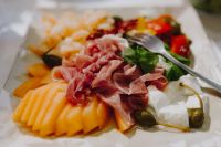Kaboompics - Ham and melon