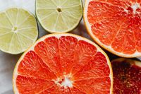 Kaboompics - Grapefruit and Lime Macro Slices for Citrus Drink Backgrounds
