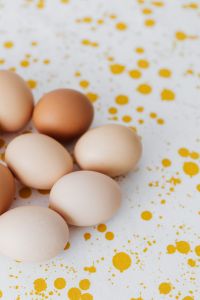 Kaboompics - Vertical Easter Egg Background with Copy Space