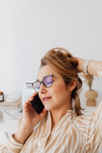Kaboompics - A woman works at her desk - home office