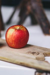 Red apples
