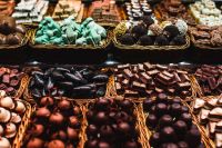 Kaboompics - Shallow Focus on Chocolate Trays at La Boqueria