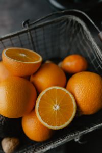 Fresh oranges