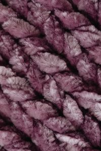 Kaboompics - Dark Mauve Chunky Knit Texture