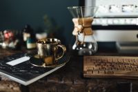Kaboompics - Cup of coffee, Chemex, keyboard, notebook