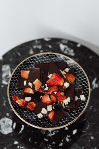 Kaboompics - Milk Chocolate with strawberries