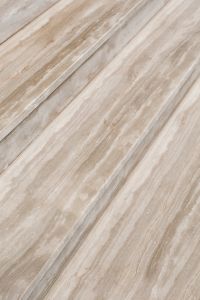 Kaboompics - Diagonal Veined Limestone Texture