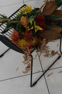 Kaboompics - Coffeehouse Table with Autumn Bouquet and Croissant