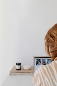 Kaboompics - Minimal Home Office with Woman Working in a Large Copy Space Layout
