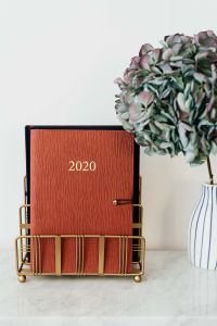 Kaboompics - 2020 Planner with Hydrangeas in a White Marble Still Life