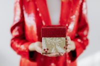 Kaboompics - Girlboss With a Gift