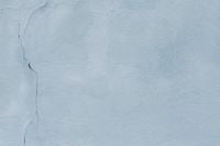 Kaboompics - Pale Blue Plaster Wall with a Vertical Fissure
