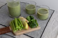 Kaboompics - Green Smoothie Ingredients and Glasses on a Linen Cloth