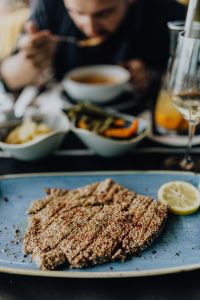 Kaboompics - Sesame Crusted Tuna Steak