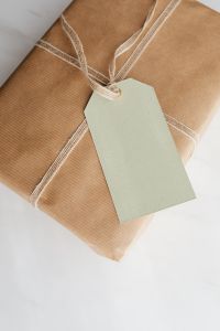 Kaboompics - Gift box