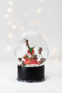 Kaboompics - Snowball Glass