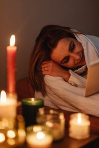 Kaboompics - Cozy Stay-at-Home Rest Under a Blanket