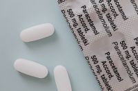 Kaboompics - Paracetamol - CORONAVIRUS - COVID-19 - SARS-CoV-2