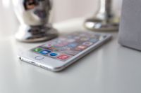 Kaboompics - White smarphone