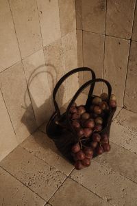 Kaboompics - Red Grapes in Woven Basket Close-Up