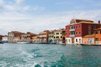 Kaboompics - Wide Canal Panorama of Murano’s Colorful Waterfront with Boat Wake, Italy