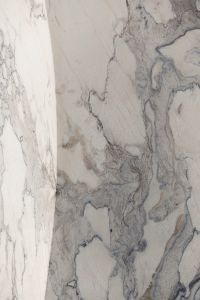 Kaboompics - Marble Background Calacatta Arabescato Veins
