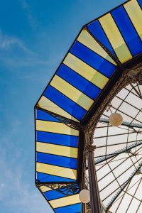 Kaboompics - Angled View of Cassa Armonica Glass Canopy at Villa Comunale