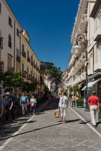 Kaboompics - Pedestrian Shopping Street In Sorrento With Historic Buildings