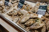 Kaboompics - Fresh Oysters on Ice at San Miguel Seafood Counter
